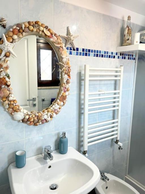 פיומיצ'ינו Casa Vacanza Elislor Apartments מראה חיצוני תמונה